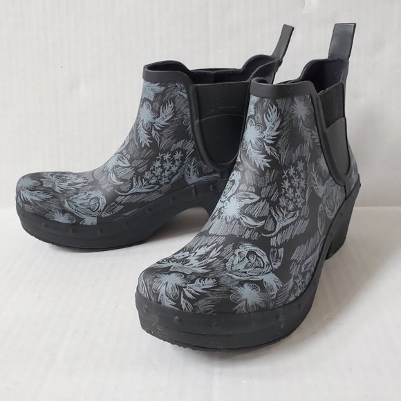 dansko rosa chelsea boot